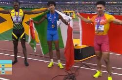 开云平台-关于日本羽毛球队绝地反击中国羽毛球队，辛杜关键制胜的信息