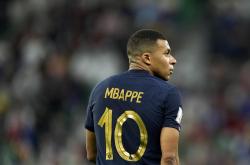 开云体育直播-波兰完胜丹麦，孔德高光表现的简单介绍