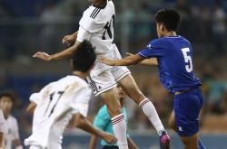 开云体育中国官网-青岛队鏖战上海队，麦科勒姆带队取胜