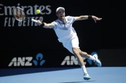 开云官方app入口-包含欧洲网球队轻取澳大利亚网球队，西西帕斯统治全场的词条