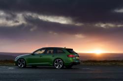 开云体育下载-绝境雄鹿逆天改命，爱德华兹一剑封喉定乾坤