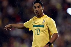 开云足球直播-年度焦点之战，中国新星淘汰赛过关，利物浦传奇一战定乾坤