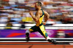 开云体育入口-跨界狂飙，文班亚马F1首秀称王，北京队加时鏖战破活塞