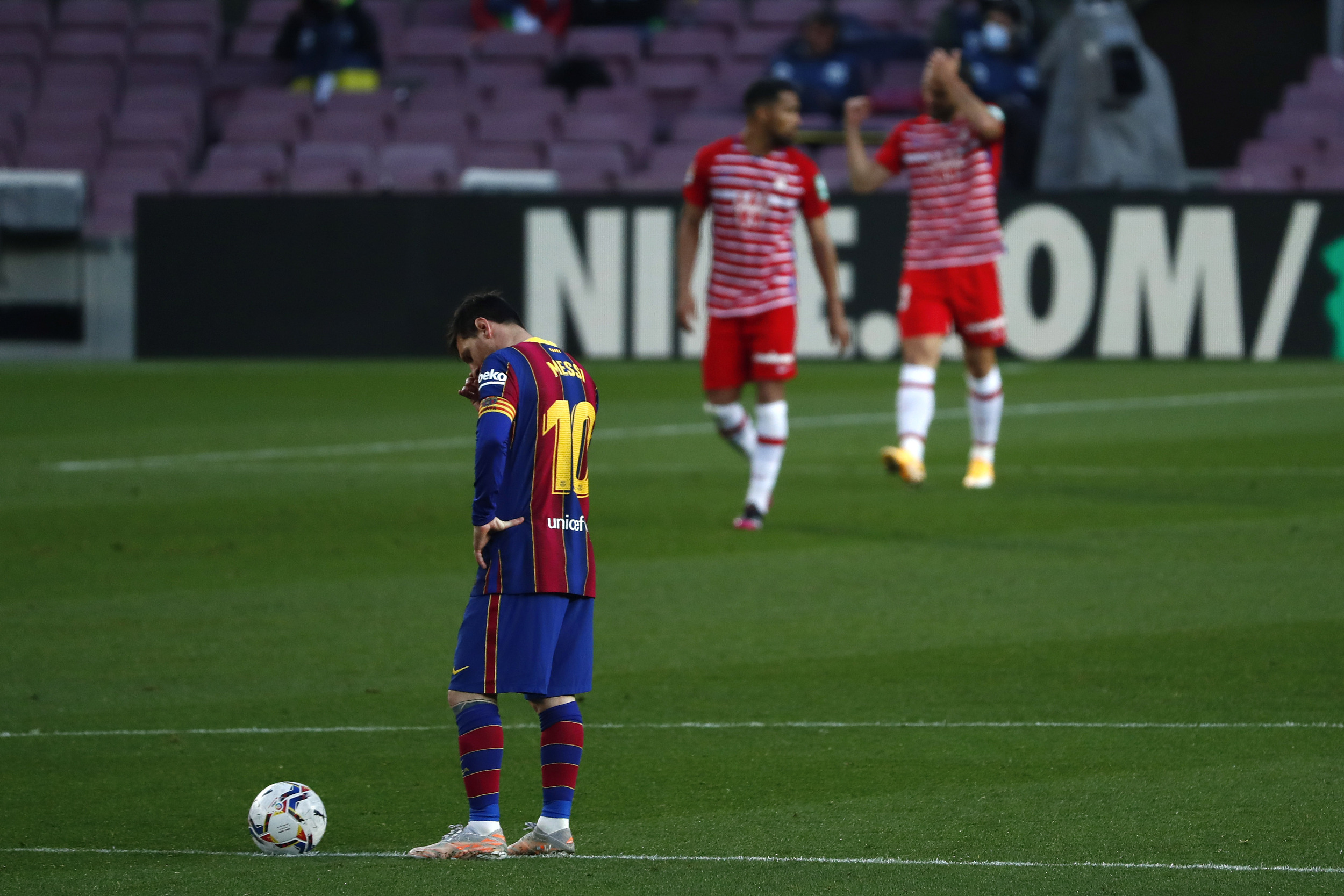 赫尔伯尔主帅率队抵达马竞,豪言重振球队战力的简单介绍 赫尔伯尔主帅率队抵达马竞,豪言重振球队战力的简单介绍