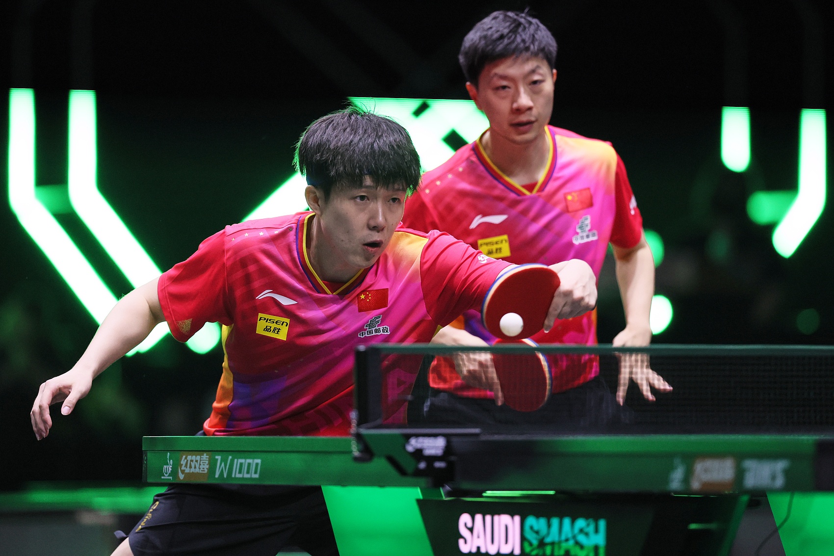 韩国乒乓球队鏖战瑞典乒乓球队，马龙关键制胜的简单介绍