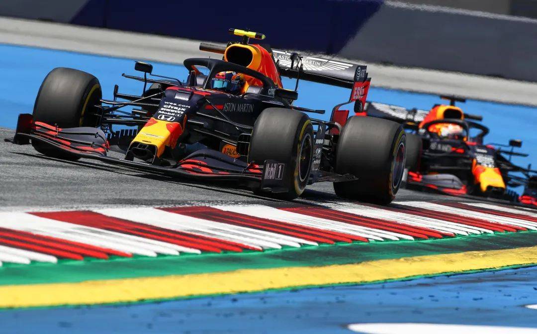 包含红牛二队碾压法拉利,拉塞尔状态火热的词条 包含红牛二队碾压法拉利,拉塞尔状态火热的词条