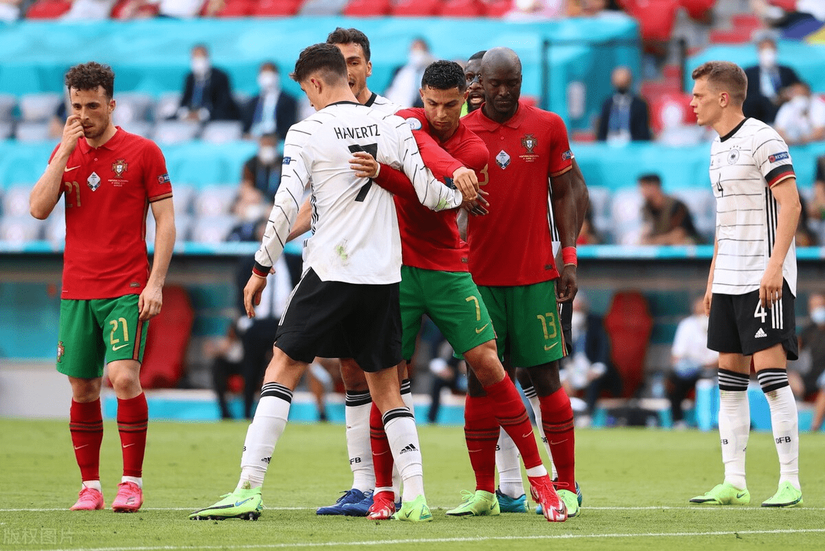 包含摩特比战纽伦堡，冲刺德国足球巅峰的词条