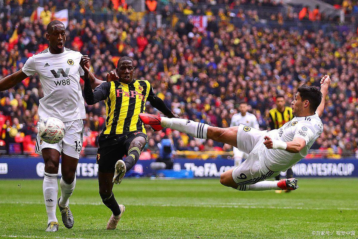 包含总排名第一的球队狼队表现依旧惨淡的词条