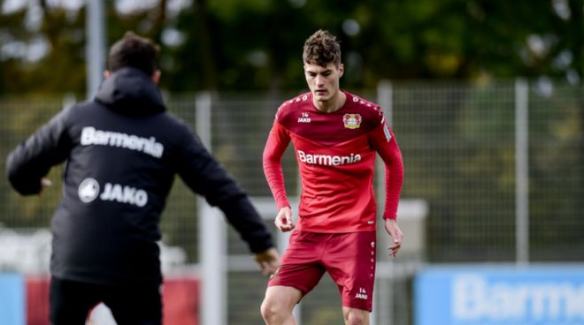 勒沃库森遭遇连平,争冠困难重重的简单介绍 勒沃库森遭遇连平,争冠困难重重的简单介绍