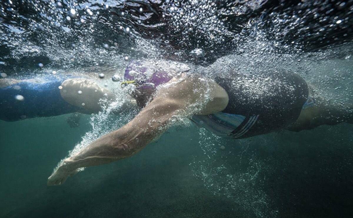 瑞士选手夺得游泳比赛金牌，技艺出众的简单介绍