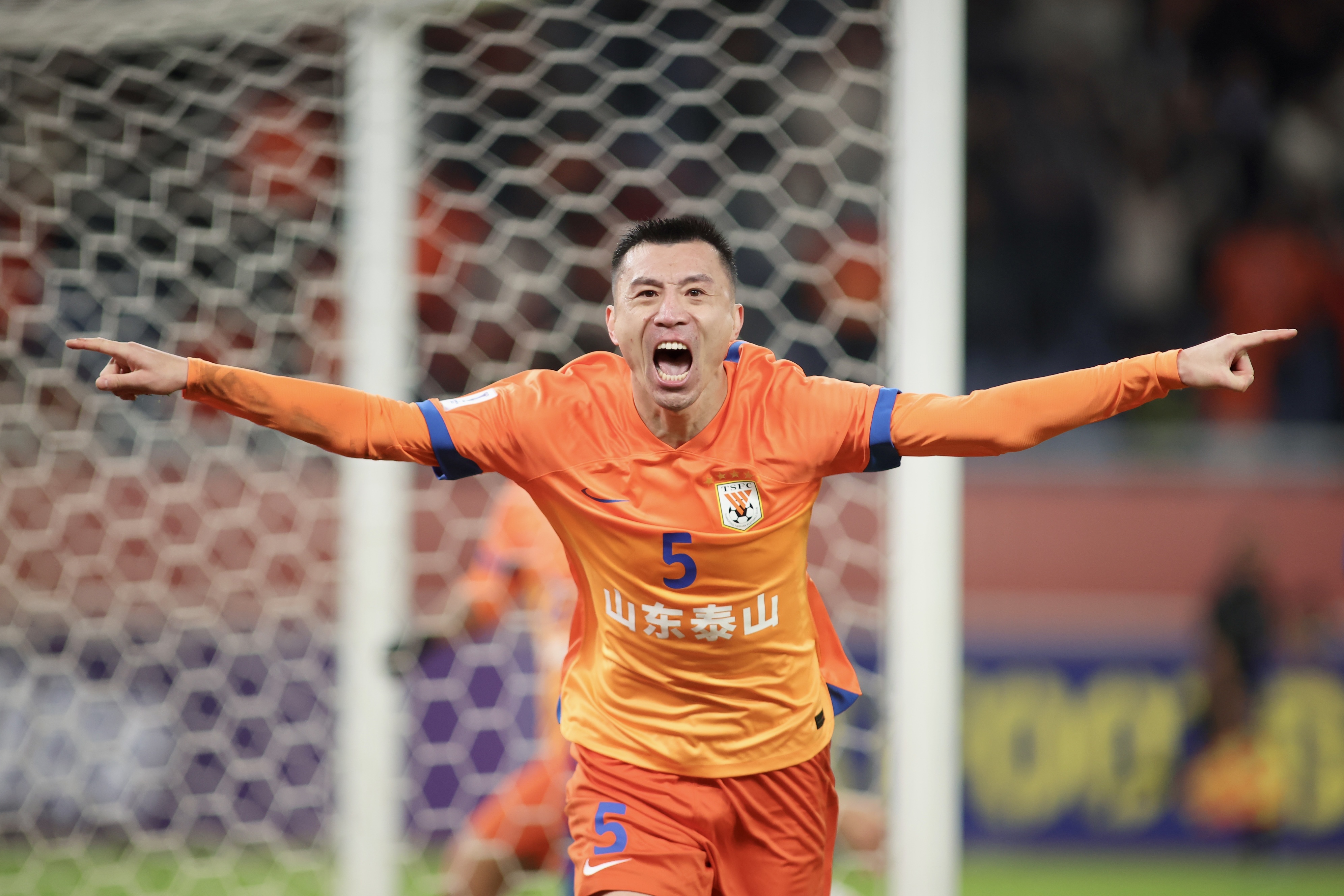 包含新晋强队击败老牌豪门，实力获认可的词条