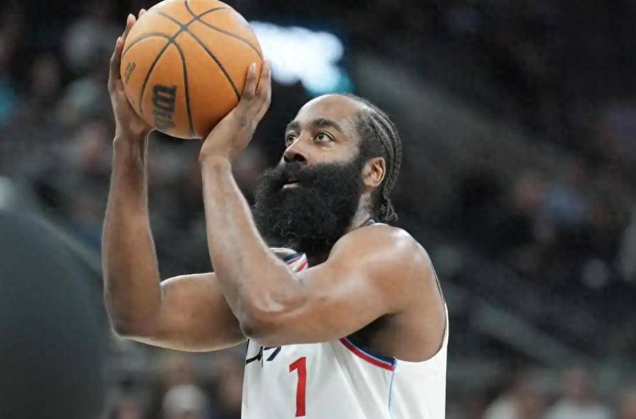 猛龙横扫国王，哈登扛起全队