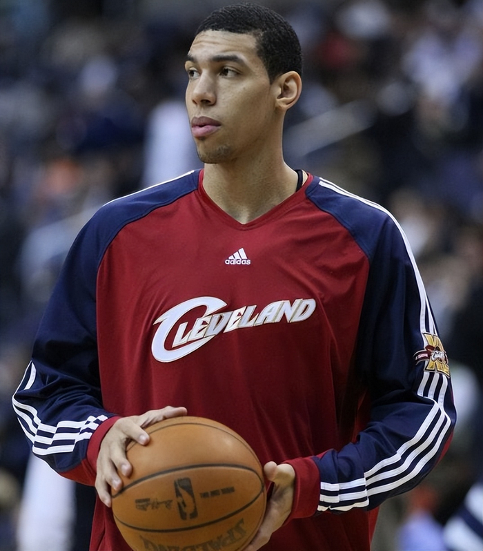 热火B队血洗尼日利亚男篮，丹尼·格林制霸全场的简单介绍