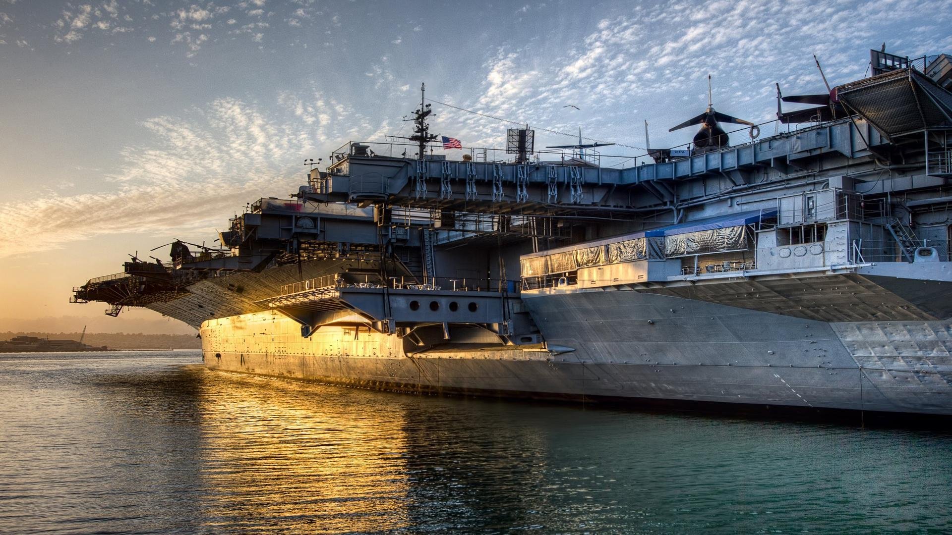 NBA季后赛之夜，拉梅洛·鲍尔闪耀时刻，巨星价值在压力下绽放