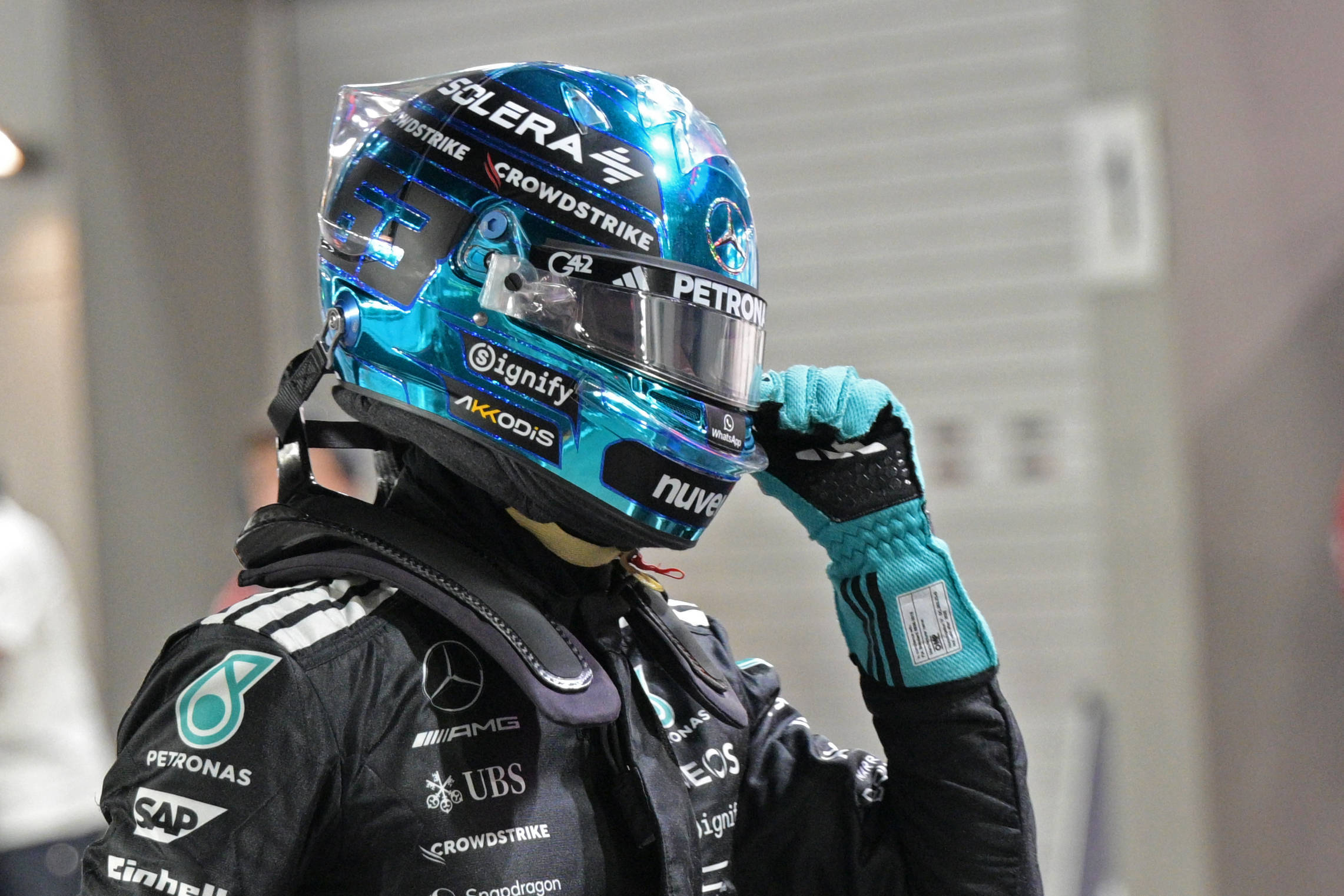 关于法拉利完胜索伯车队,拉塞尔惊艳四座的信息 关于法拉利完胜索伯车队,拉塞尔惊艳四座的信息