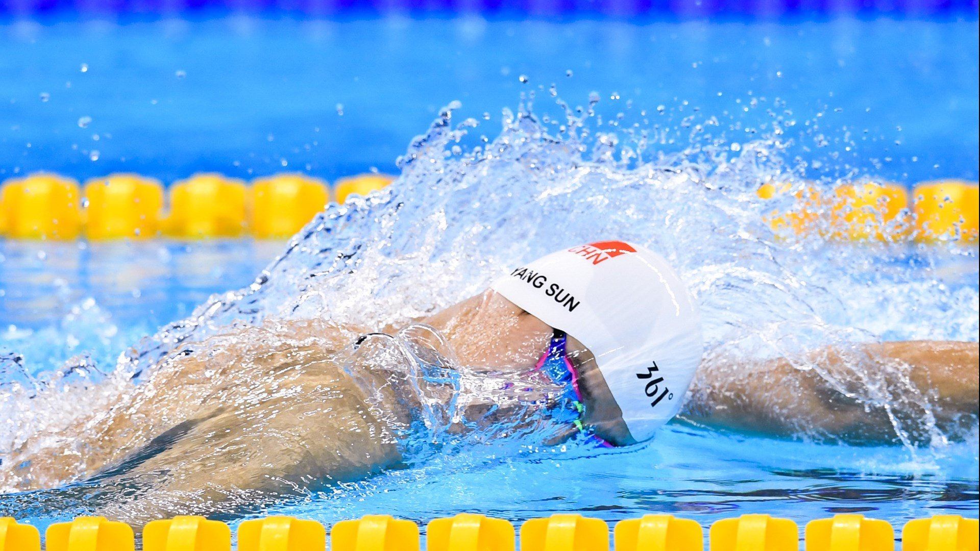 北欧风暴与曼城魔法，芬兰的压制艺术与福登的美加墨接管启示录