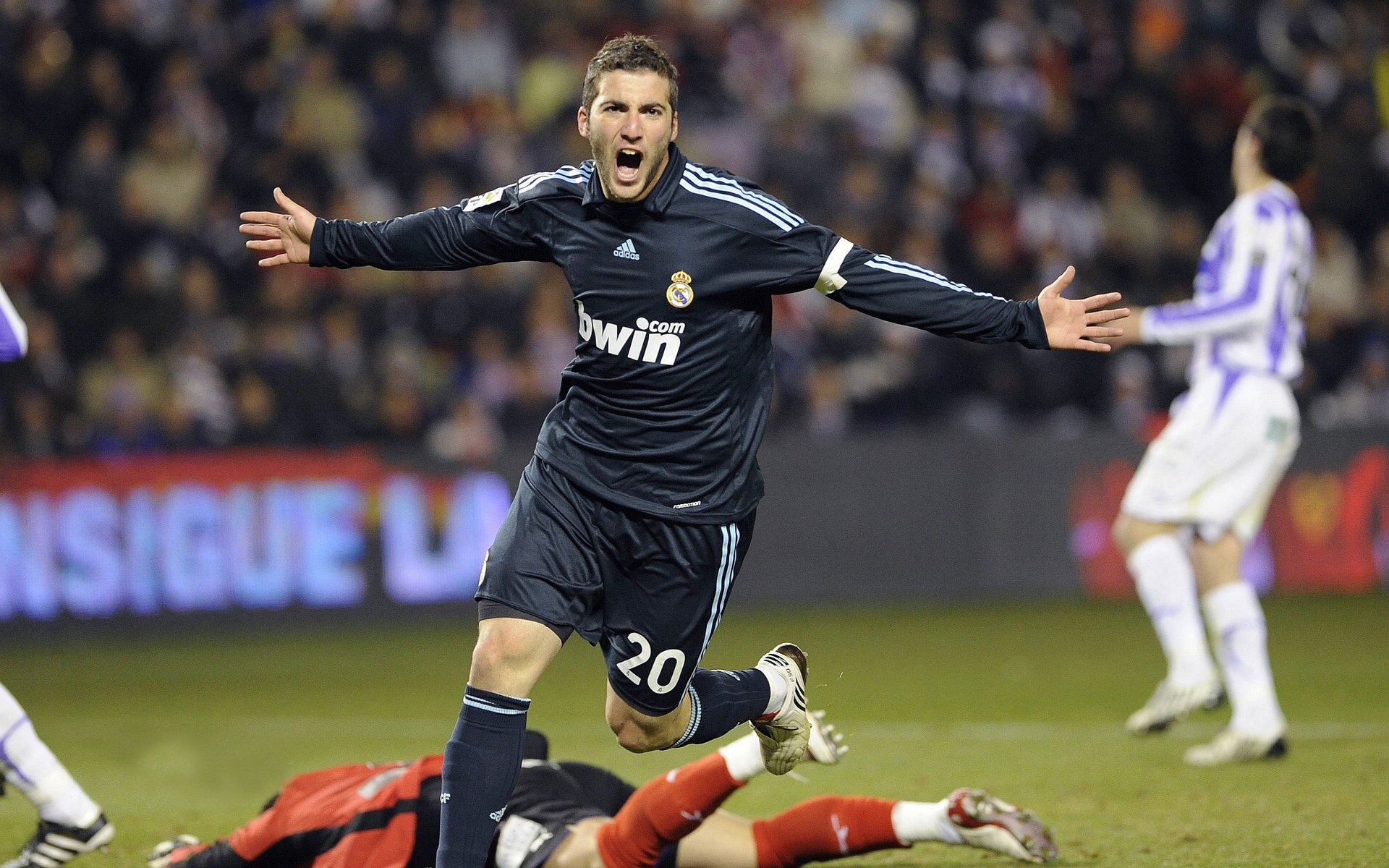 从曼城到2026，当稳稳拿下成为基因，佩德里如何接管未来