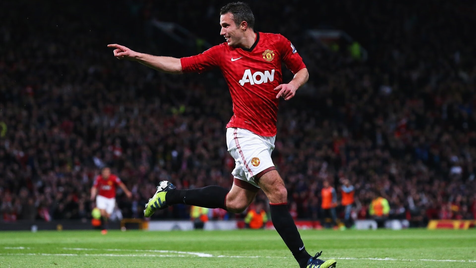 赛道烽火，塞恩斯点燃赛场，梅赛德斯横扫哈斯车队